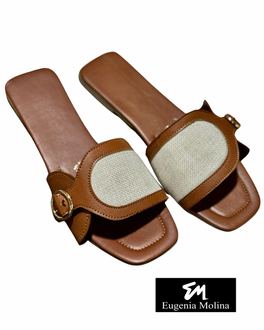 Sandalias de piso planas de rafia