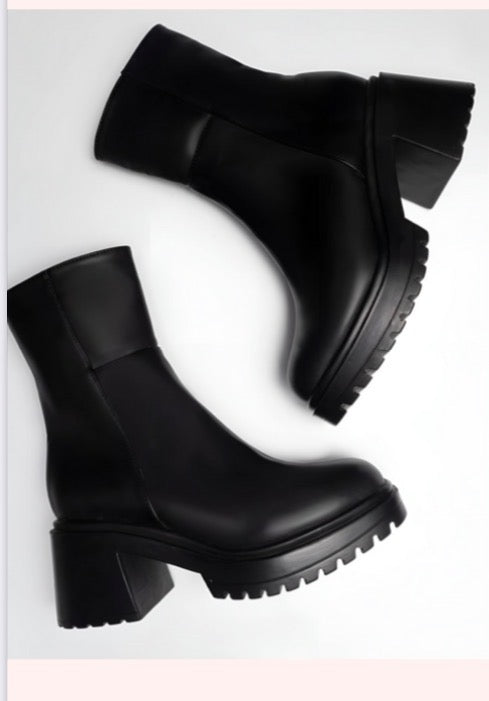 Black Ankle platform Boots for Women