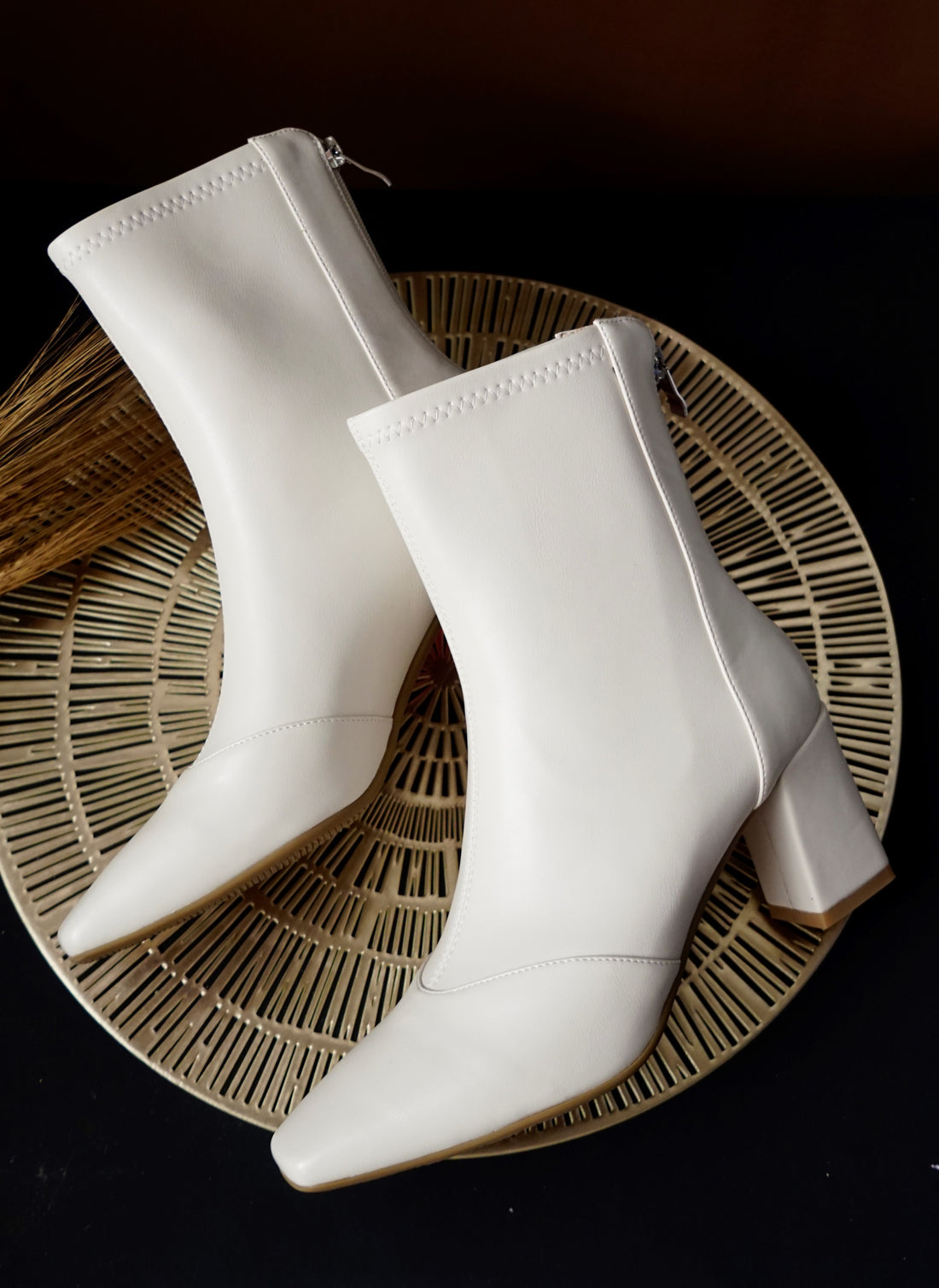 leather off white ankle boots to rock this spring summer 2021