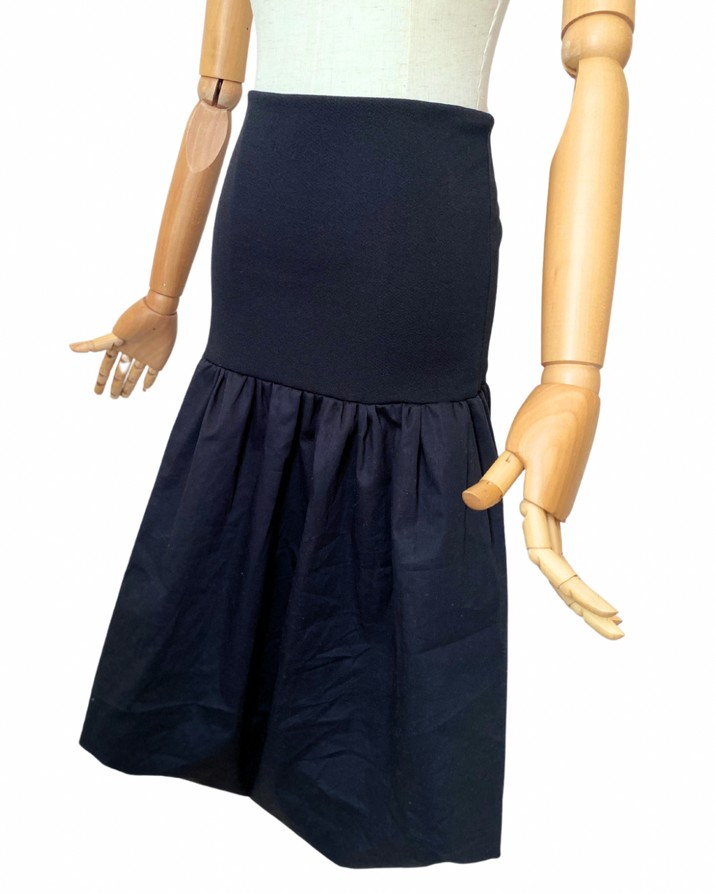 Balloon puff black midi skirt