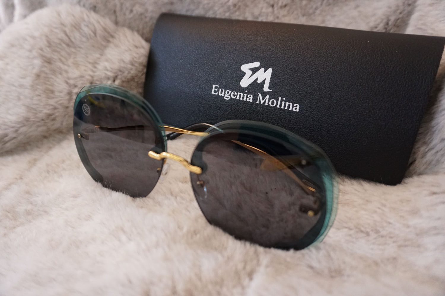 Rimless Gradient Round Sunglasses For Women - Eugenia Molina